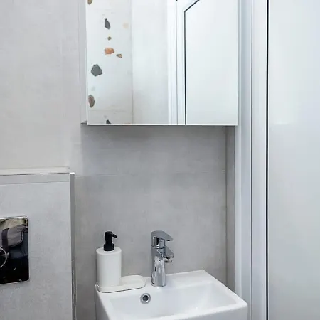 Stylish - Red Square Area - Location By Flat Mаnаger